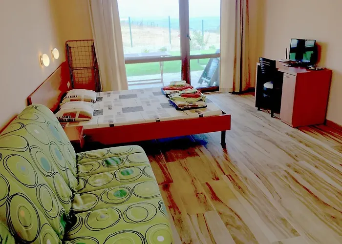 албиция 3* Szinemorec