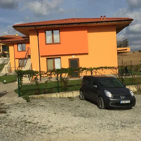албиция 3* Sinemorec